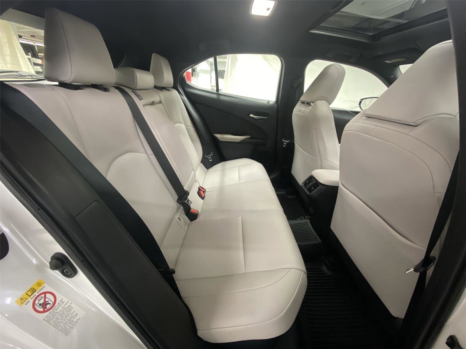 Used 2019 Lexus UX 250h w/ Premium Package AWD/4WD image 28