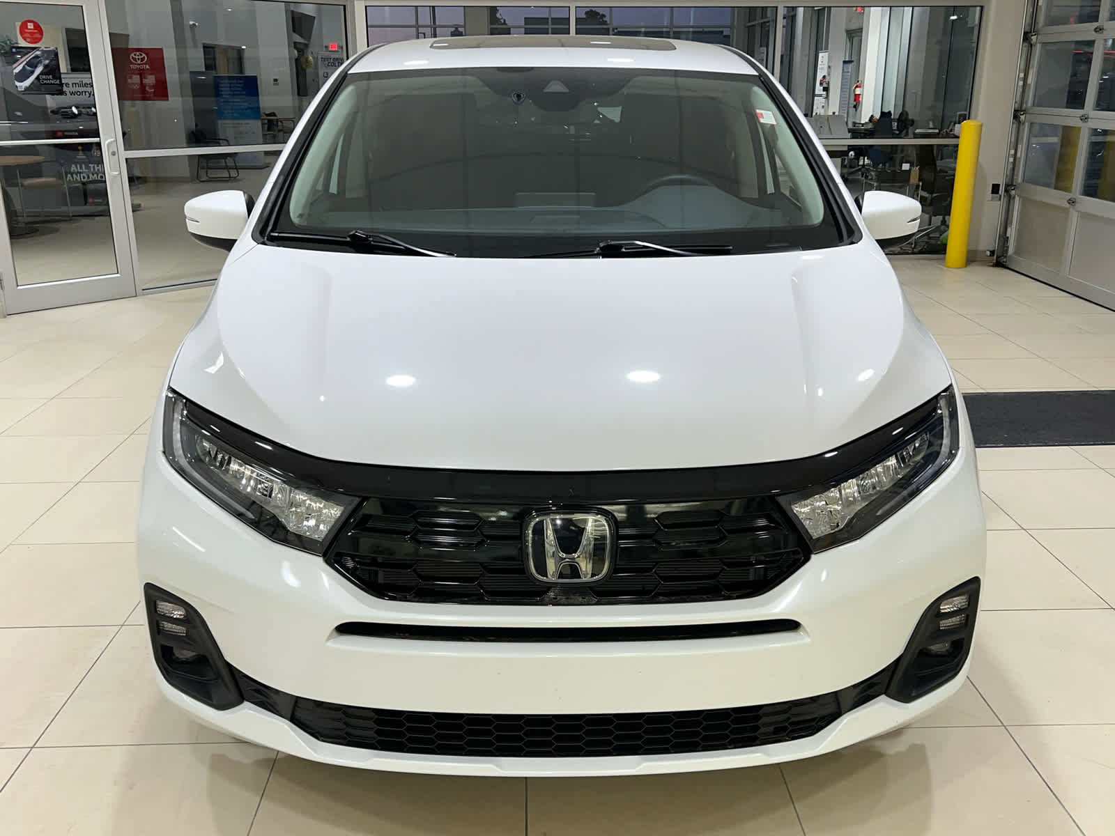 Certified 2025 Honda Odyssey Touring image 6