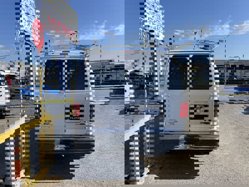 Used 2013 Ford E-150 and Econoline 150 image 3