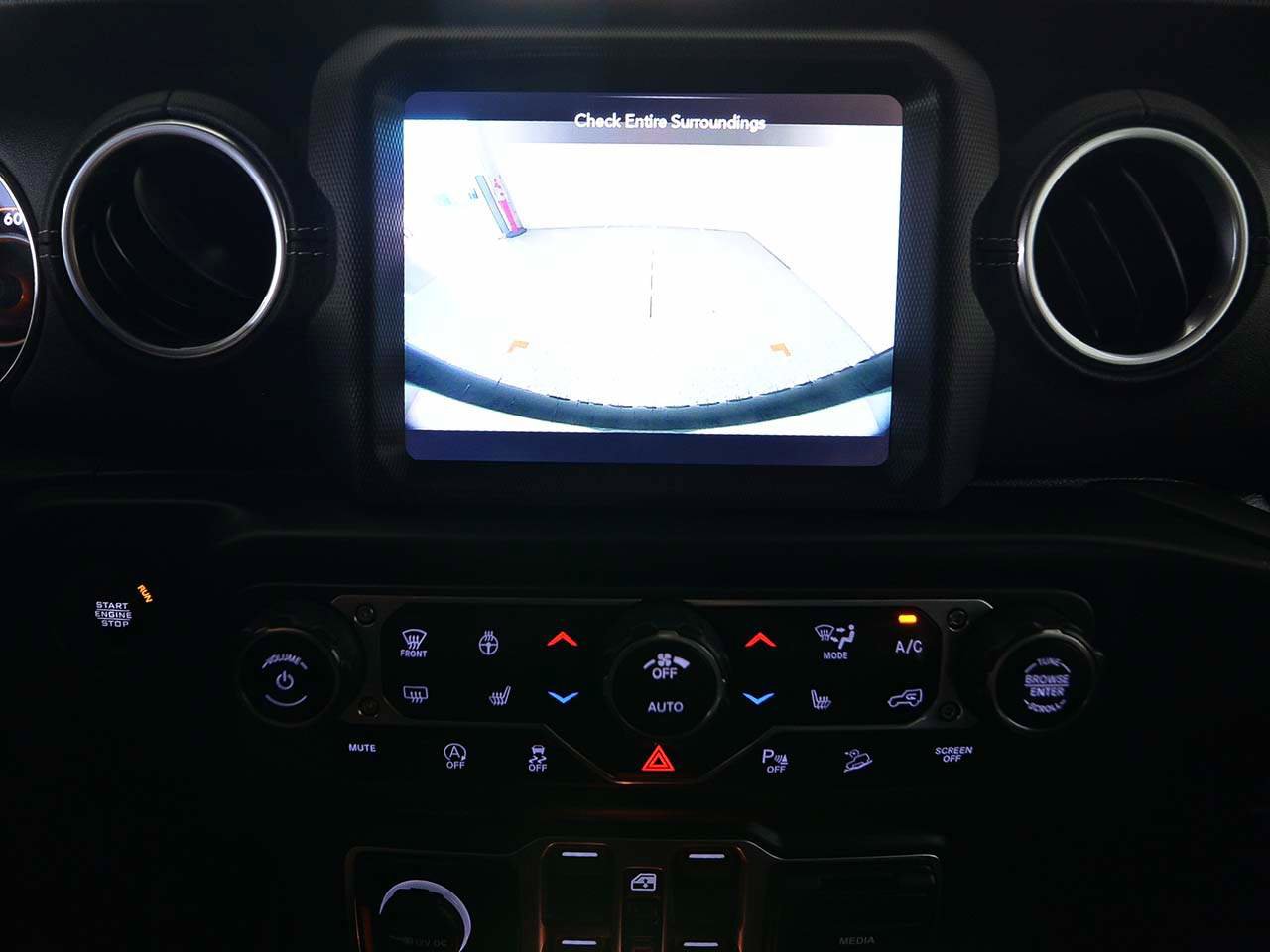 Used 2021 Jeep Wrangler Unlimited Sahara image 18