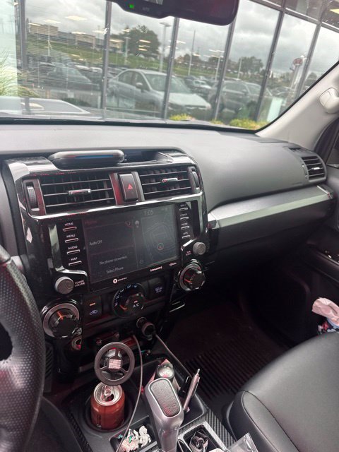 Used 2024 Toyota 4Runner TRD Off-Road Premium w/ Moonroof Package AWD/4WD image 10