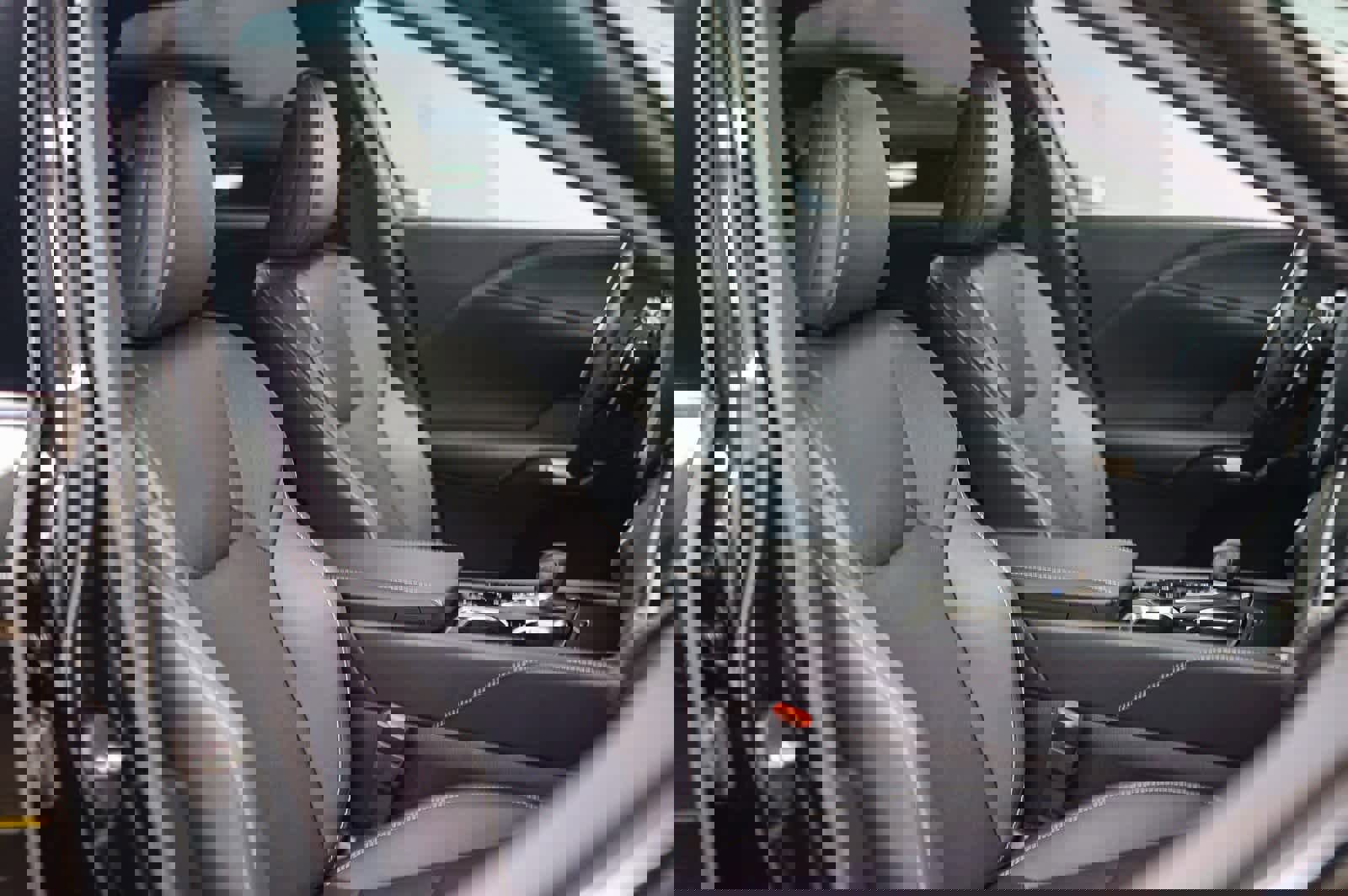 Used 2024 Lexus RX 350 Premium w/ Accessory Package (Z1) image 18