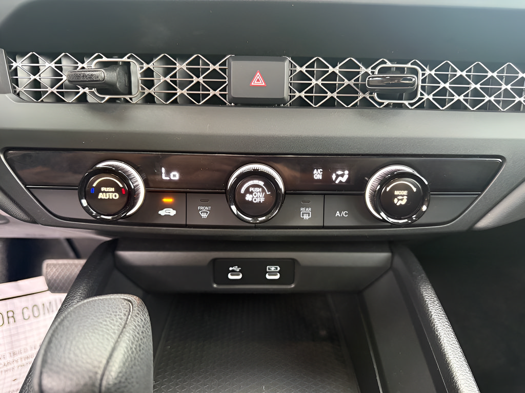 Certified 2023 Honda Accord LX image 35