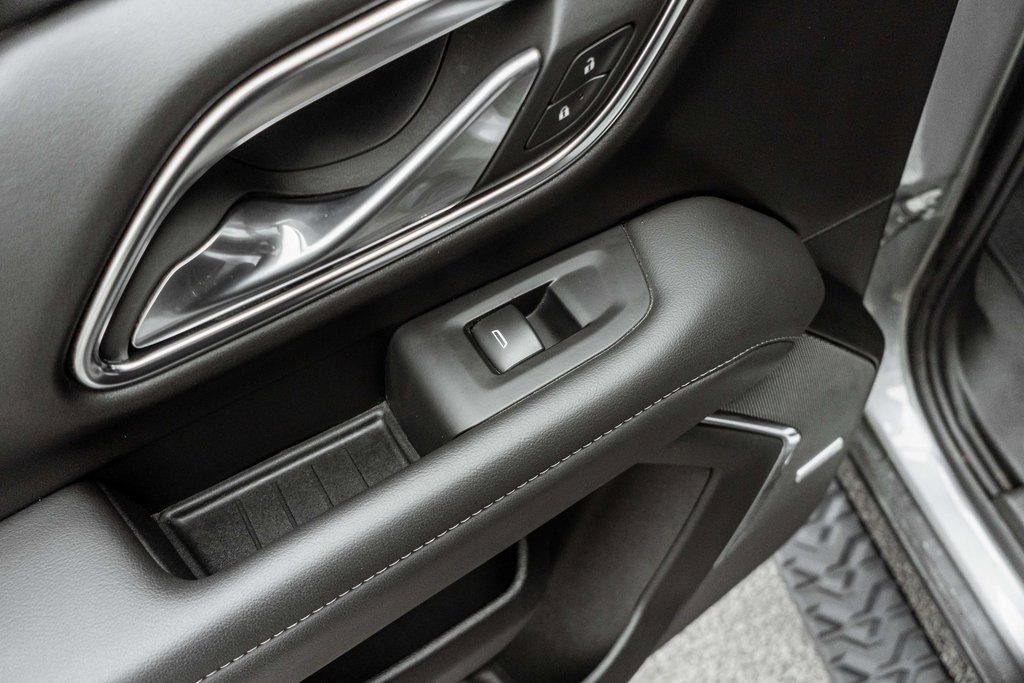 Used 2024 Chevrolet Tahoe Z71 image 39