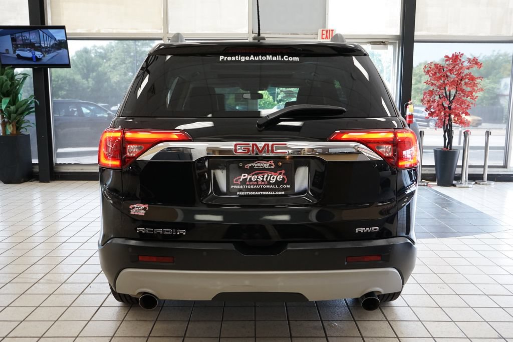 Used 2018 GMC Acadia SLT AWD/4WD image 16