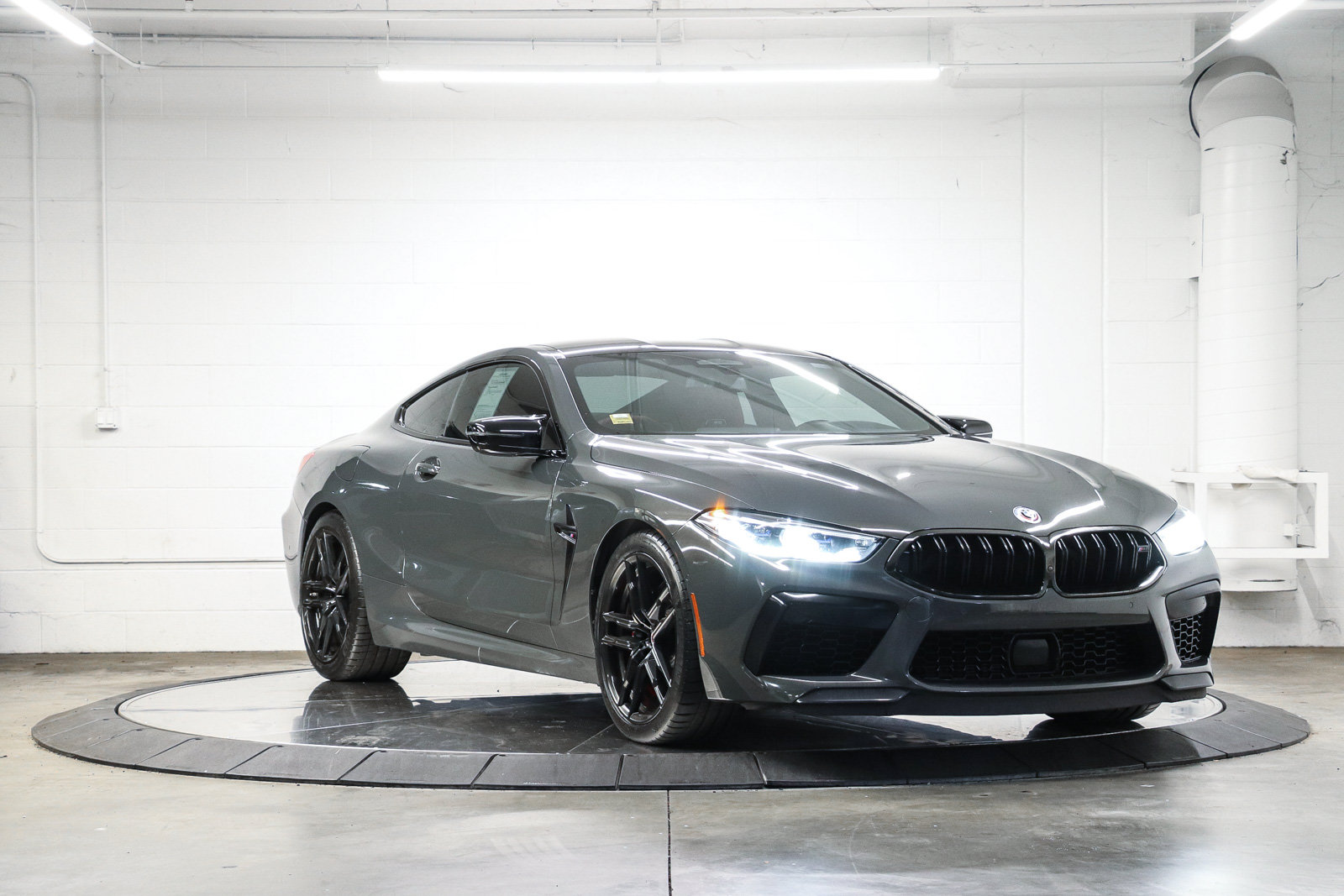 Used 2023 BMW M8 Competition AWD/4WD image 7