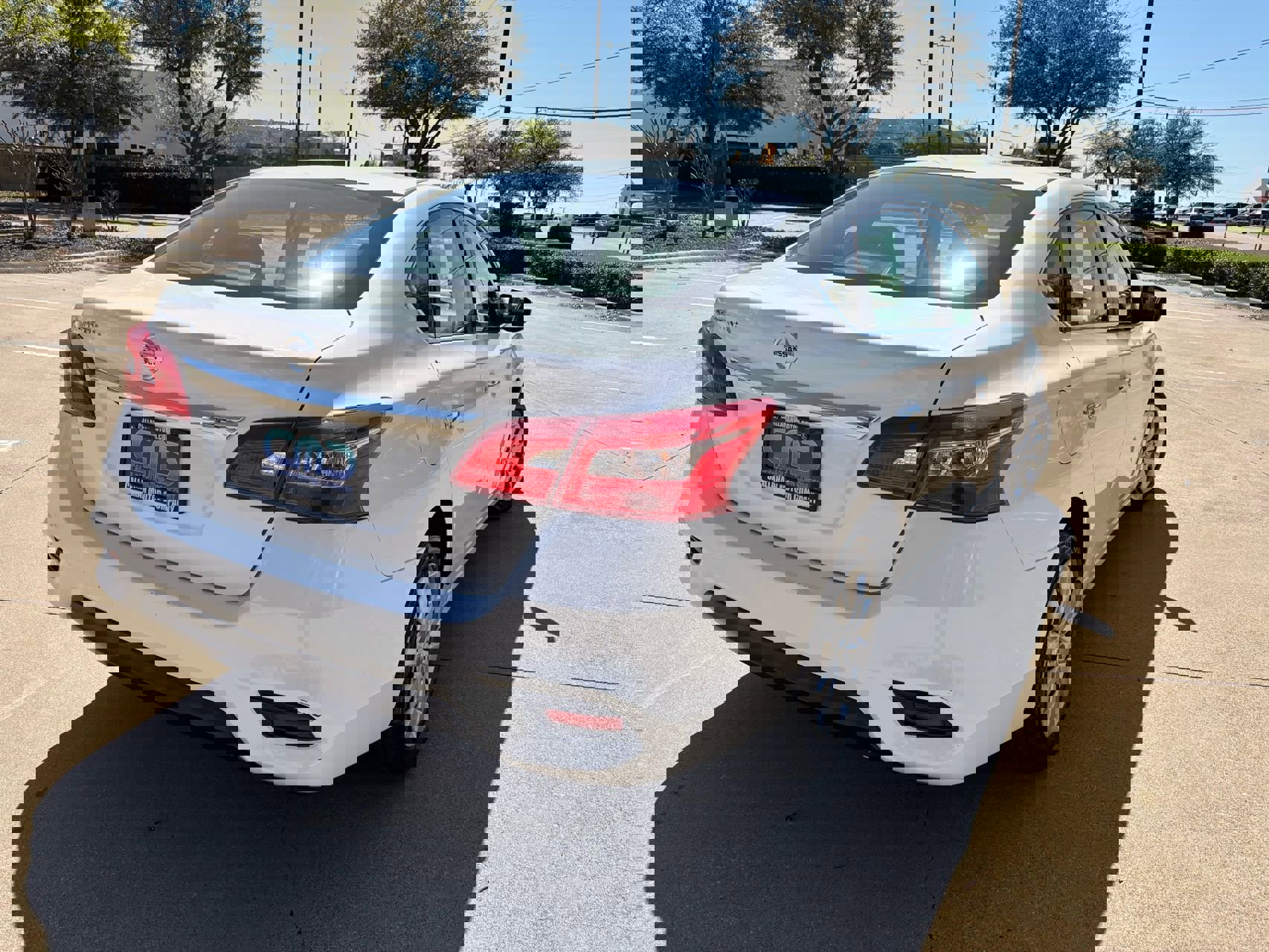 Used 2018 Nissan Sentra S image 6