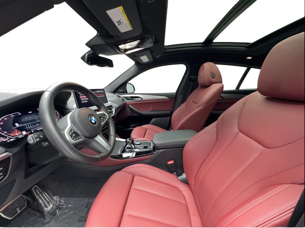 Used 2025 BMW X4 xDrive30i w/ M Sport Package AWD/4WD image 21