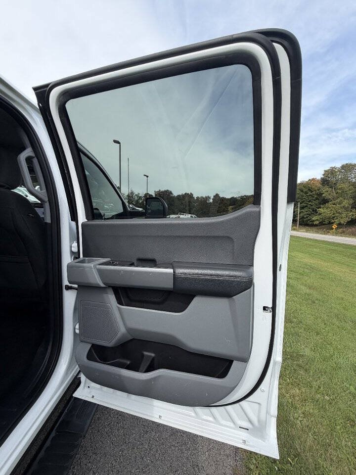 Used 2024 Ford F250 XLT AWD/4WD image 37