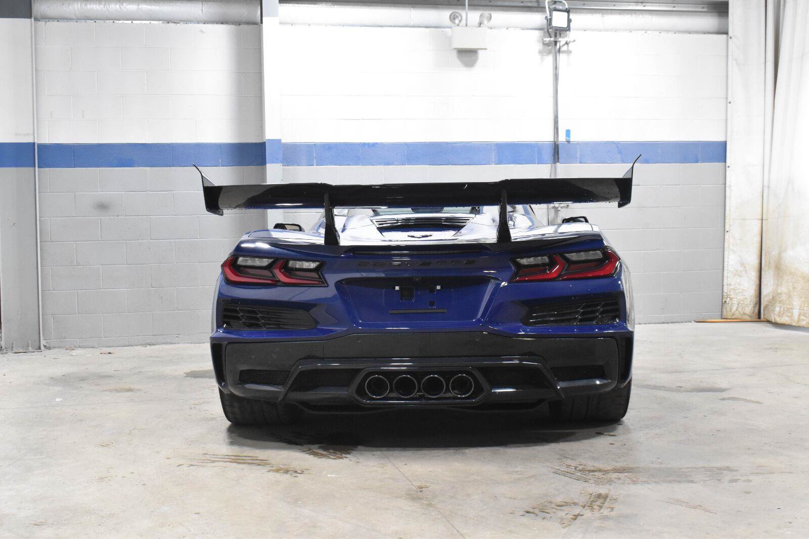 Used 2025 Chevrolet Corvette ZR1 w/ ZR1 Carbon Fiber Aero Package RWD image 26