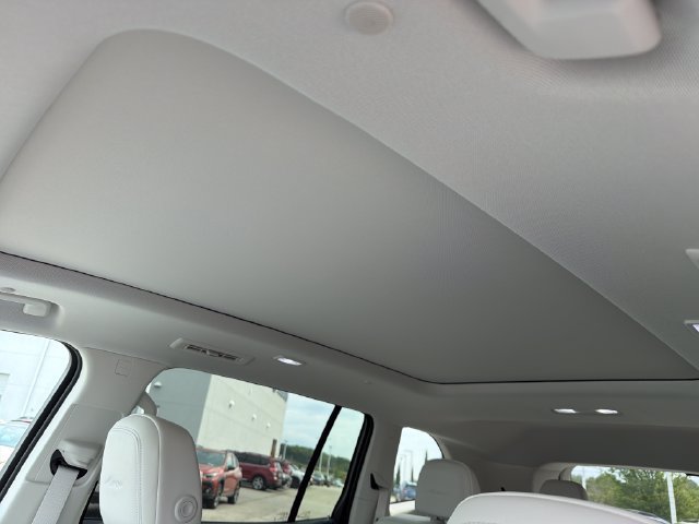 New 2027 Buick Enclave Avenir FWD image 15