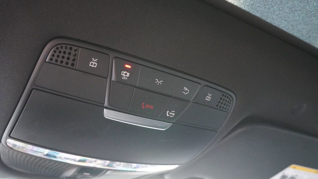 Used 2021 Mercedes-Benz GLC 300 image 36