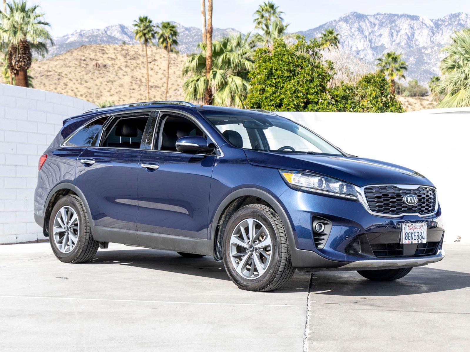 Used 2019 Kia Sorento EX w/ EX Touring Package image 2