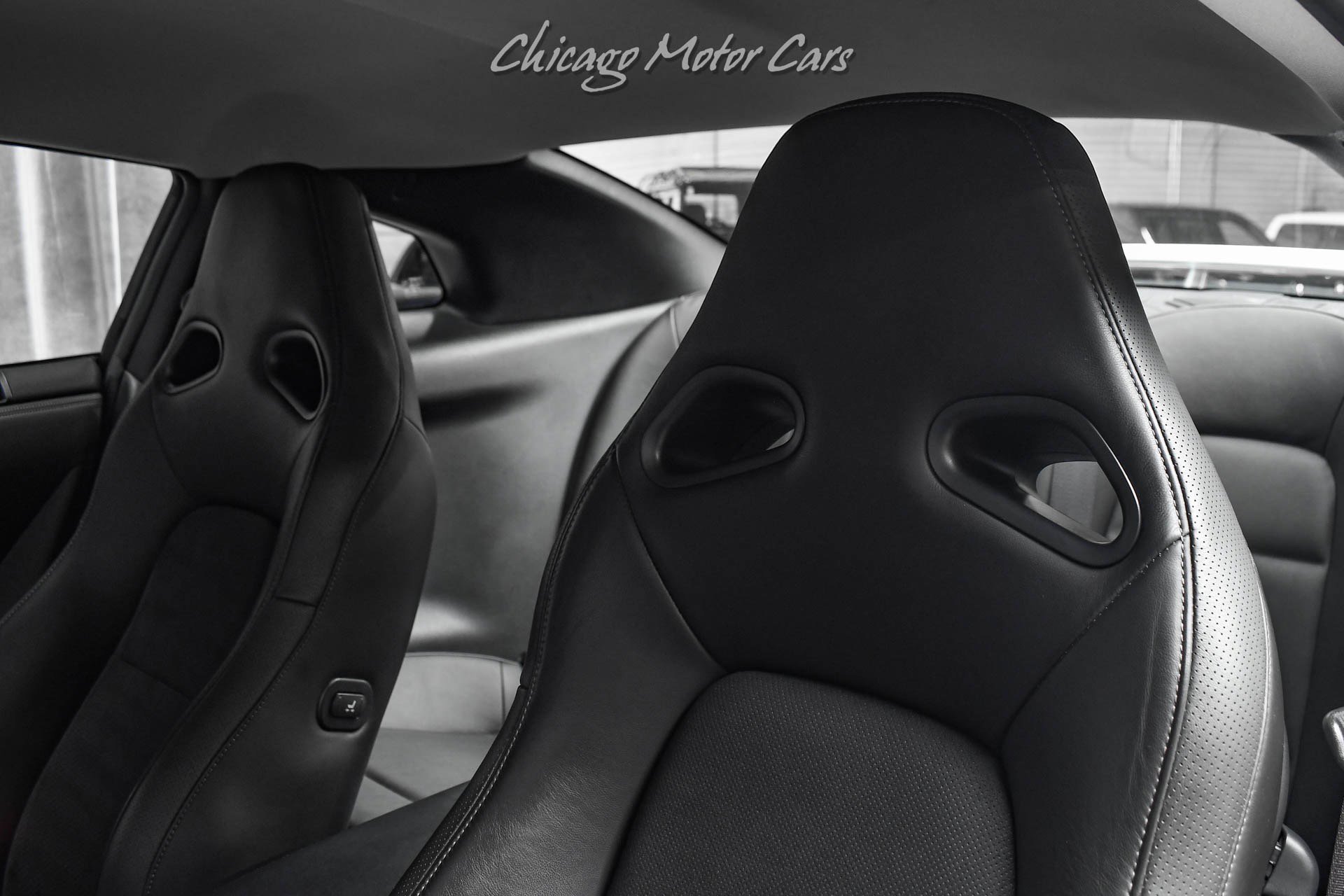 Used 2009 Nissan GT-R Premium AWD/4WD image 17