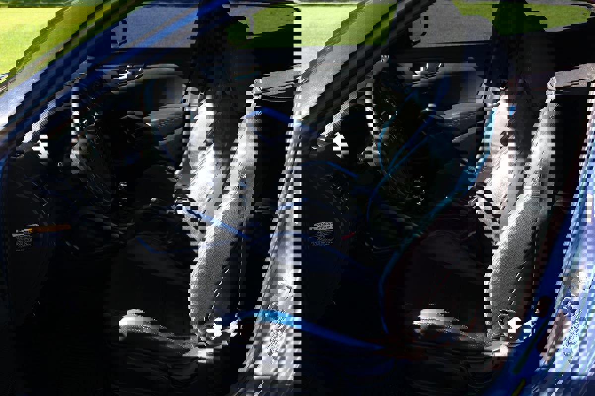 Used 2016 Hyundai Veloster Rally Edition image 8