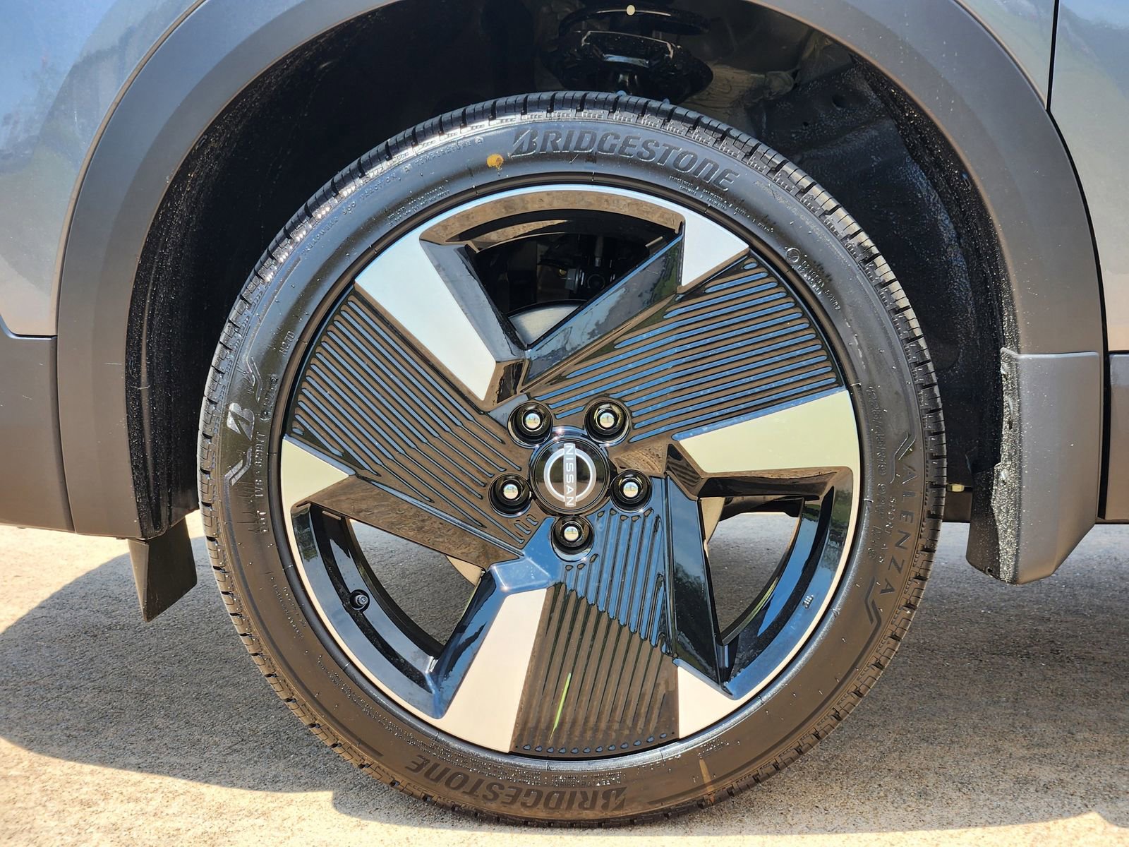 New 2026 Nissan Kicks SR image 10