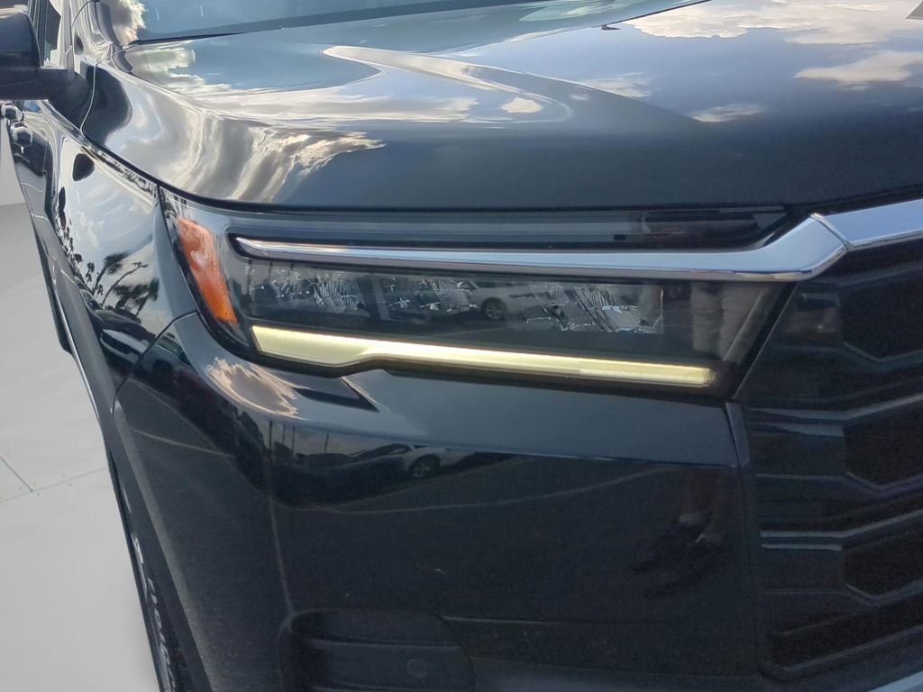 New 2026 Honda Pilot Touring image 32