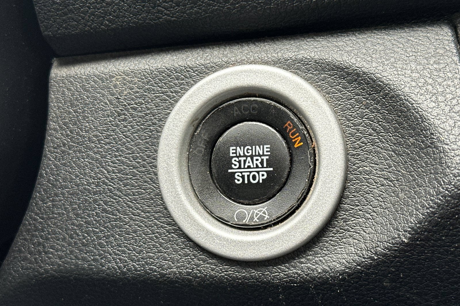 Used 2017 RAM 1500 Limited AWD/4WD image 19
