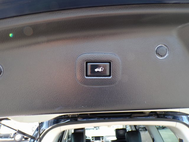 Used 2018 Nissan Armada Platinum w/ Captain Seat Package image 8