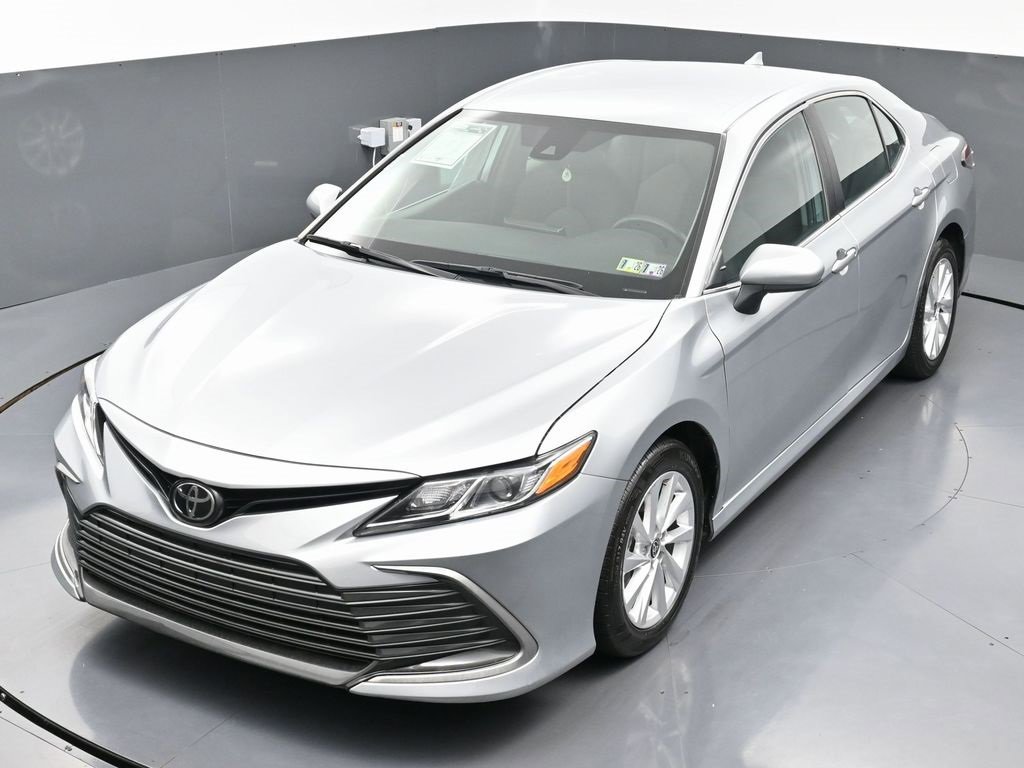 Used 2024 Toyota Camry LE image 40