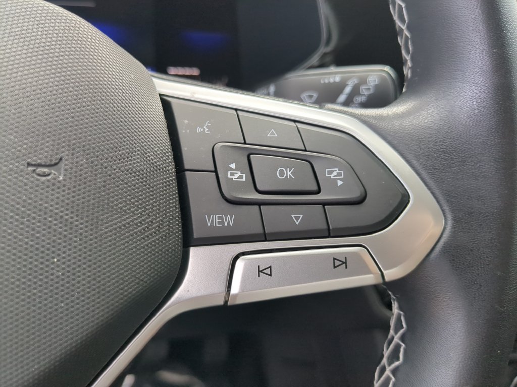 Certified 2022 Volkswagen Taos SE FWD image 27