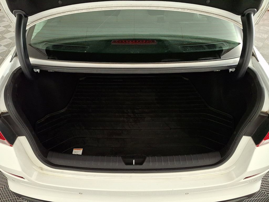 Used 2019 Kia Optima LX image 28