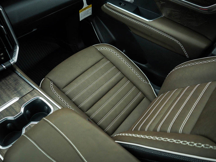 New 2026 GMC Acadia Denali Ultimate w/ LPO, Floor Liner Package image 27