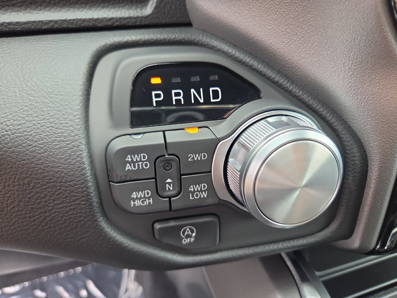 New 2026 RAM 1500 Laramie w/ Sport Appearance Package AWD/4WD image 29
