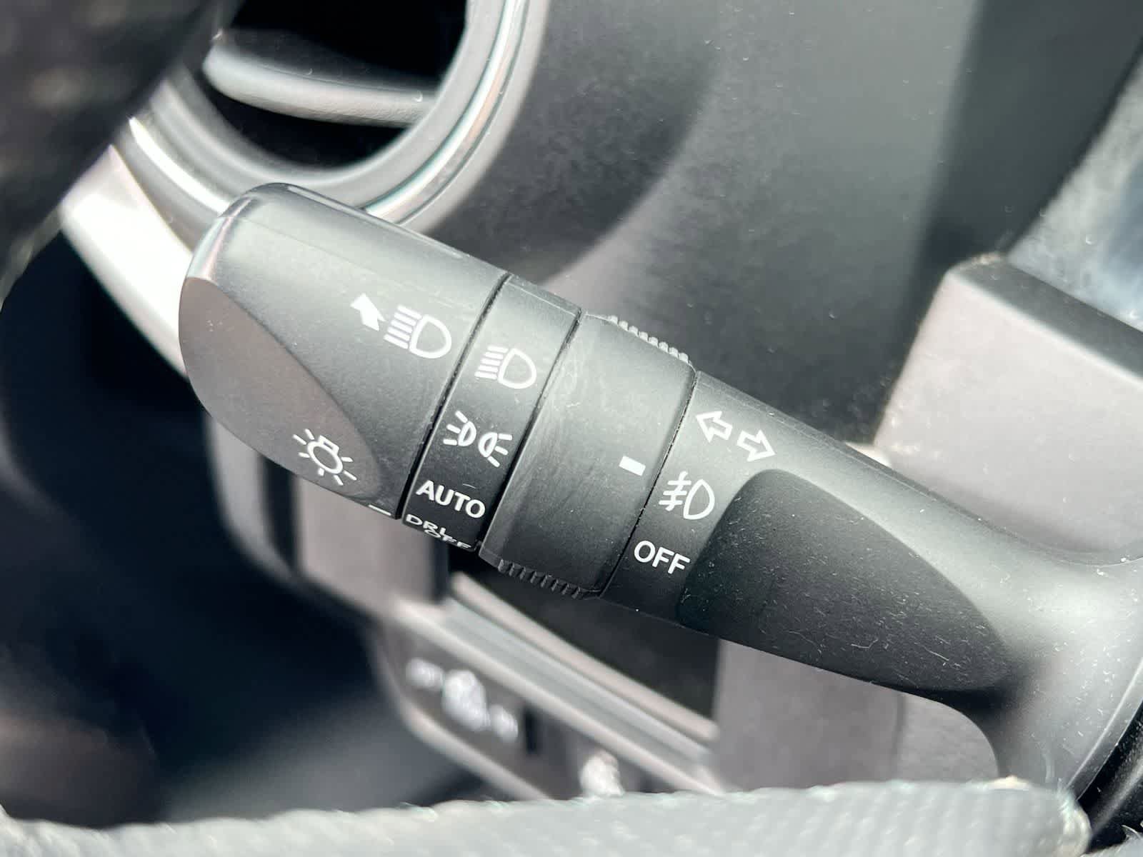 Used 2019 Toyota Tacoma Limited AWD/4WD image 26