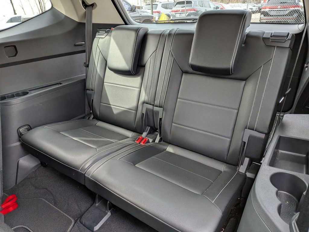 Used 2023 Volkswagen Atlas SE AWD/4WD image 27