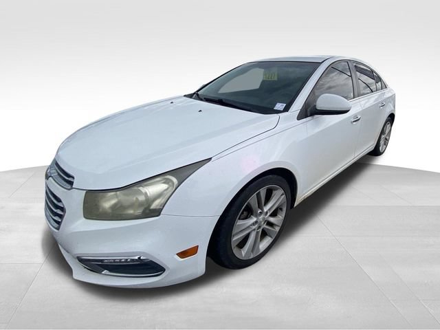 Used 2015 Chevrolet Cruze LTZ FWD image 2