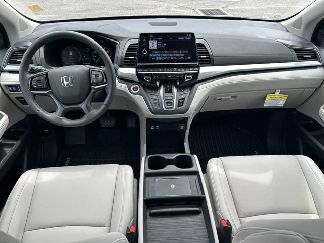 Certified 2026 Honda Odyssey EX-L image 13
