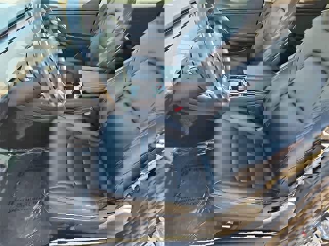 Used 2018 Tesla Model 3 Long Range image 16