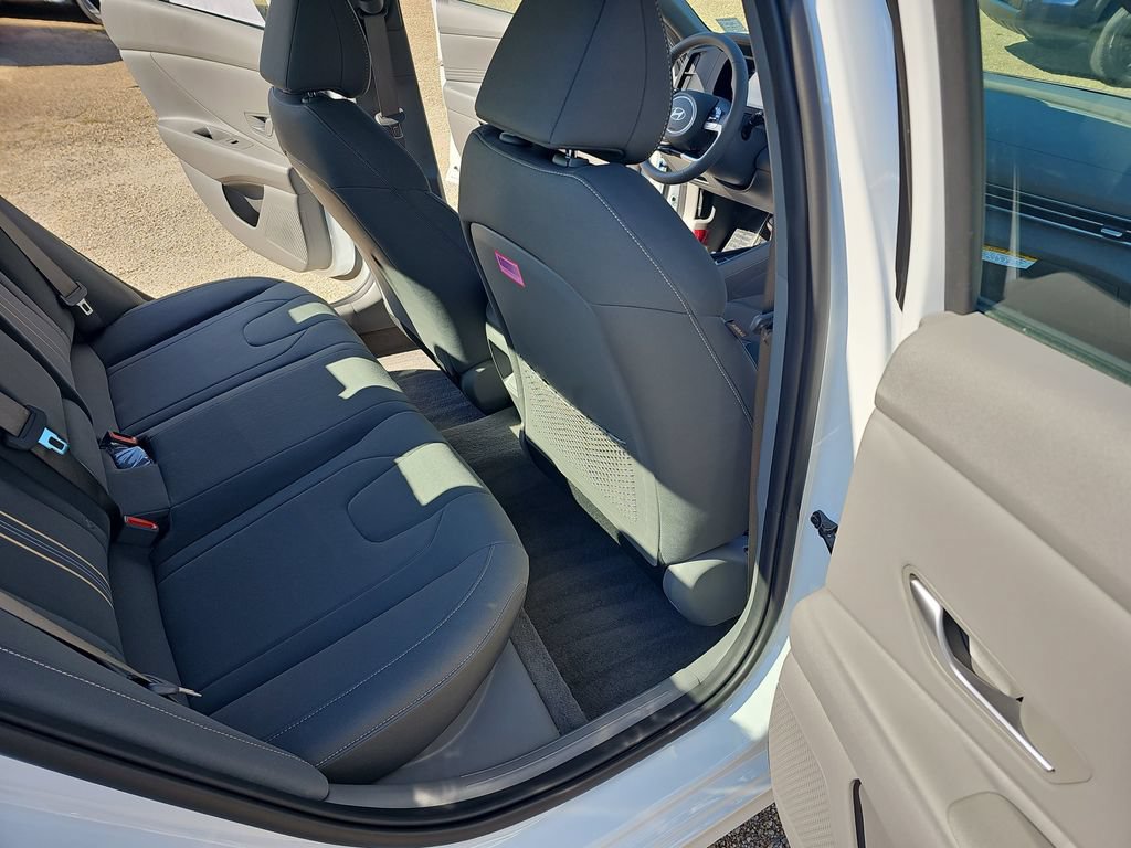 New 2026 Hyundai Elantra SEL Sport Premium FWD image 11