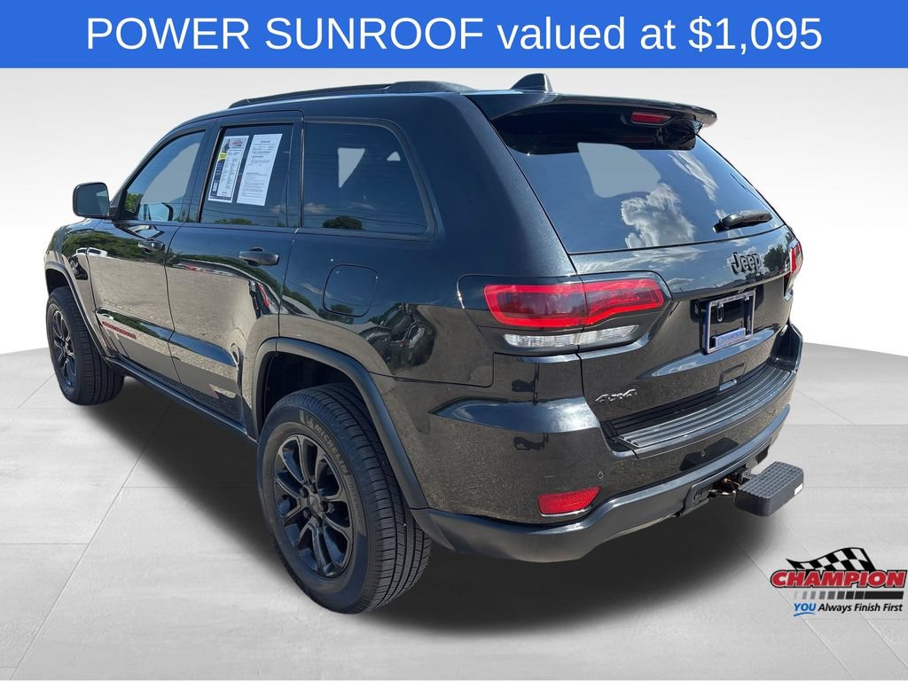 Used 2015 Jeep Grand Cherokee Limited w/ Trailer Tow Group IV AWD/4WD video 3
