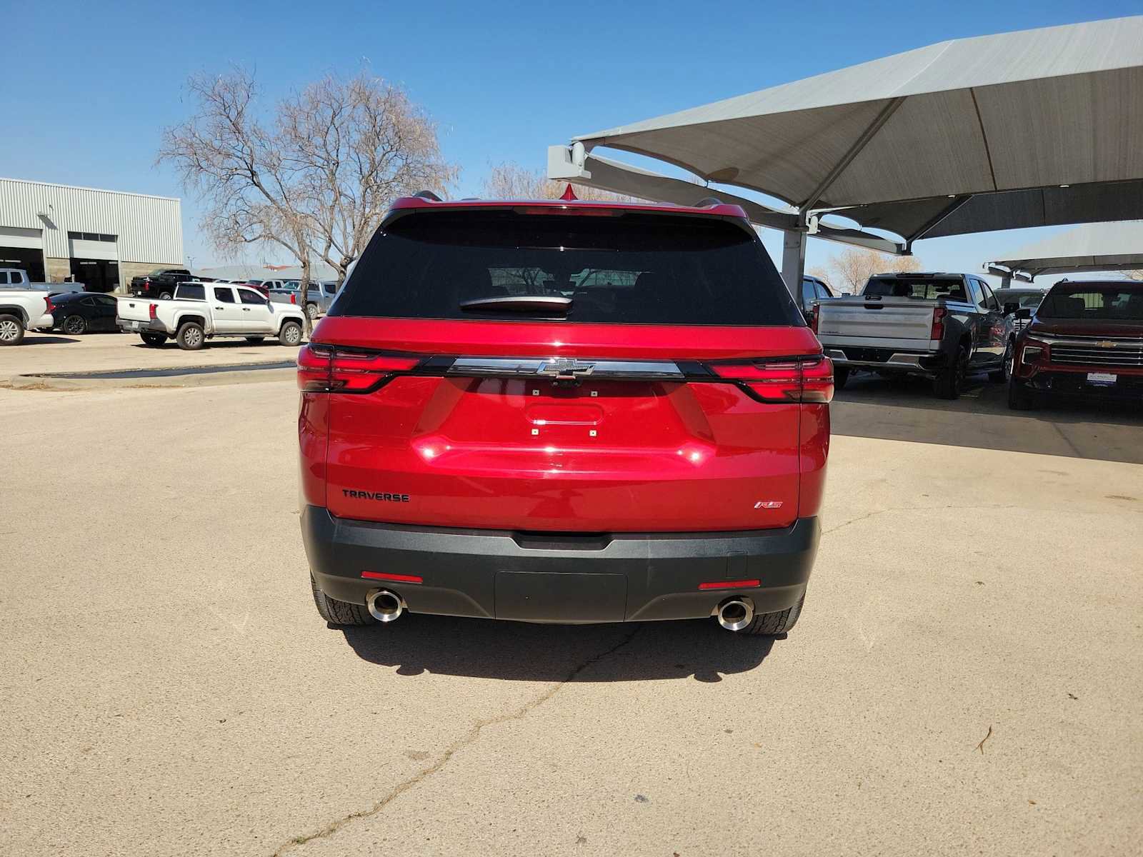 Used 2023 Chevrolet Traverse RS image 7