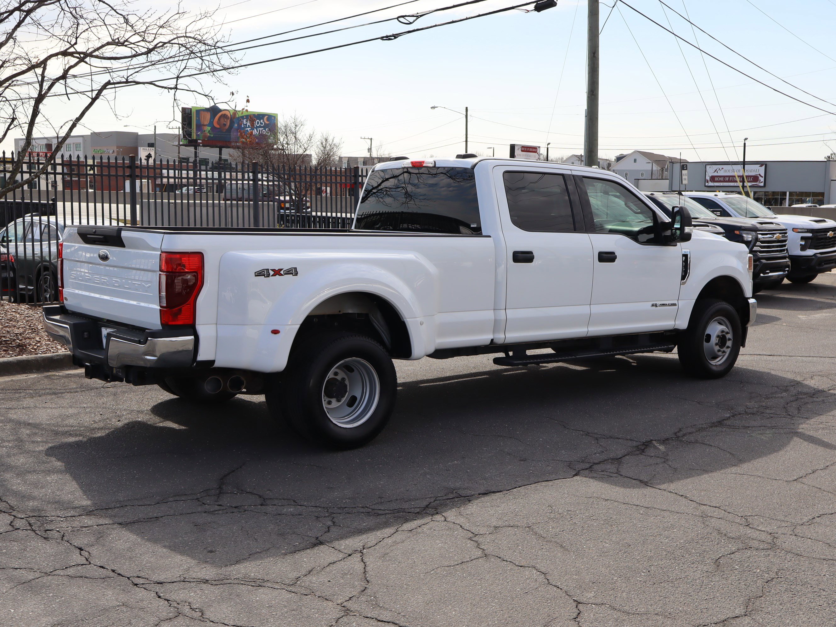 Used 2022 Ford F350 XLT image 10