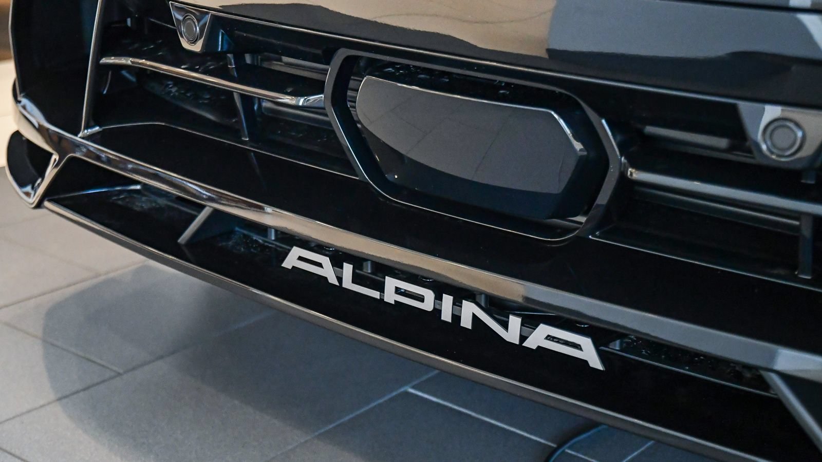 New 2026 BMW ALPINA XB7 AWD/4WD image 5