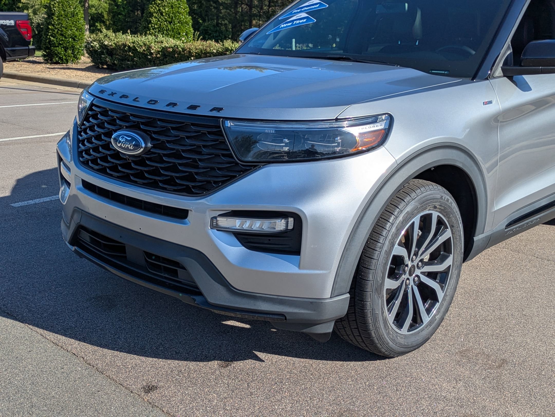 Certified 2022 Ford Explorer ST-Line w/ Class IV Trailer Tow Package AWD/4WD image 10