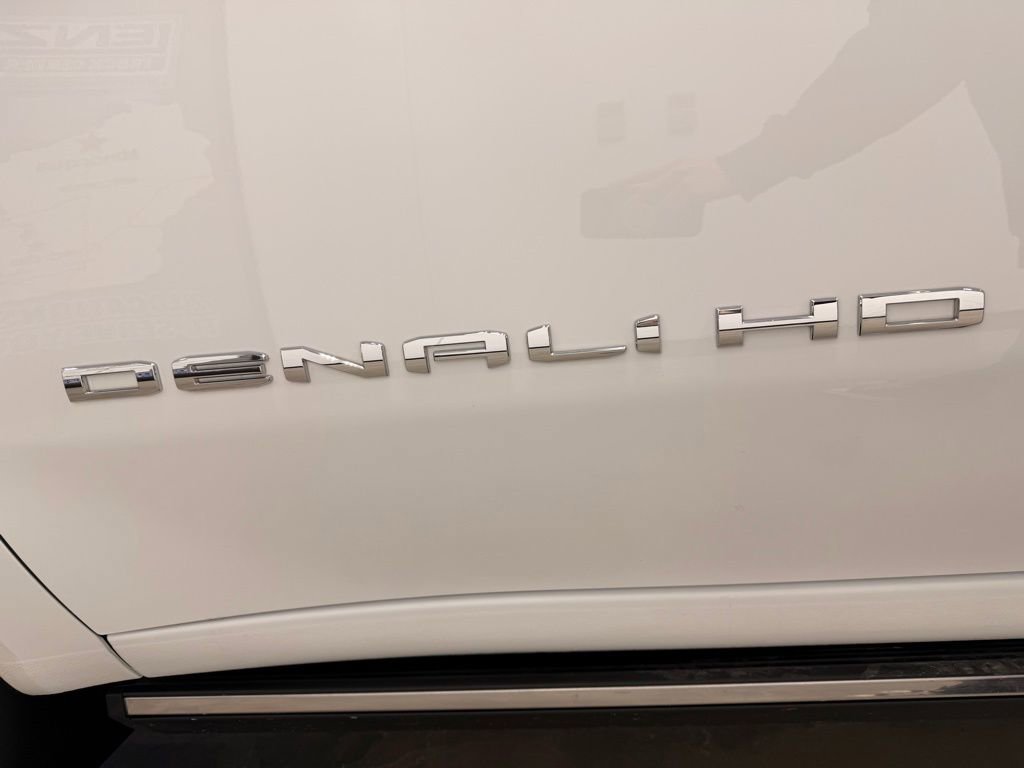 Used 2024 GMC Sierra 3500 Denali w/ Denali Reserve Package image 27