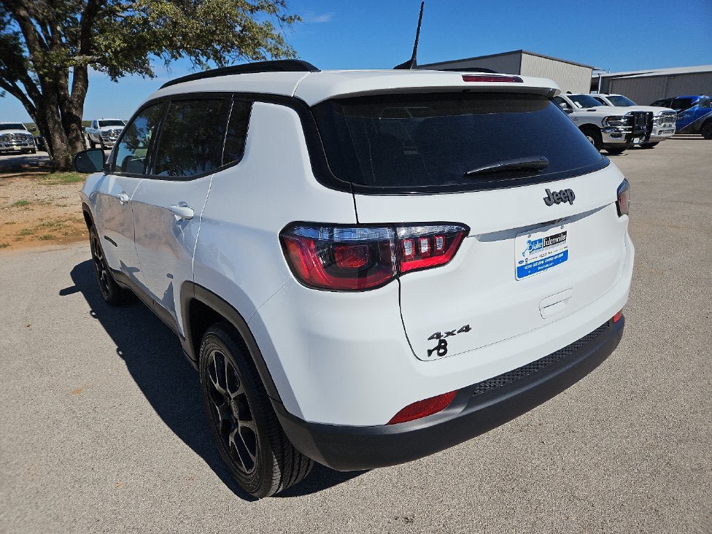 New 2027 Jeep Compass Latitude AWD/4WD image 5