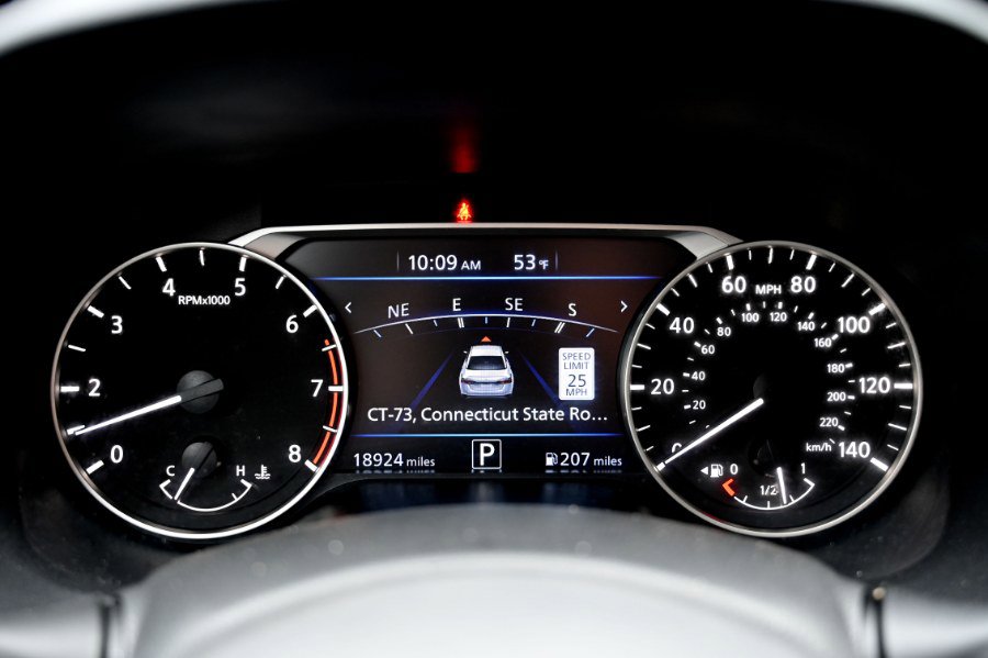 Used 2023 Nissan Altima 2.5 SR w/ SR Premium Package image 24