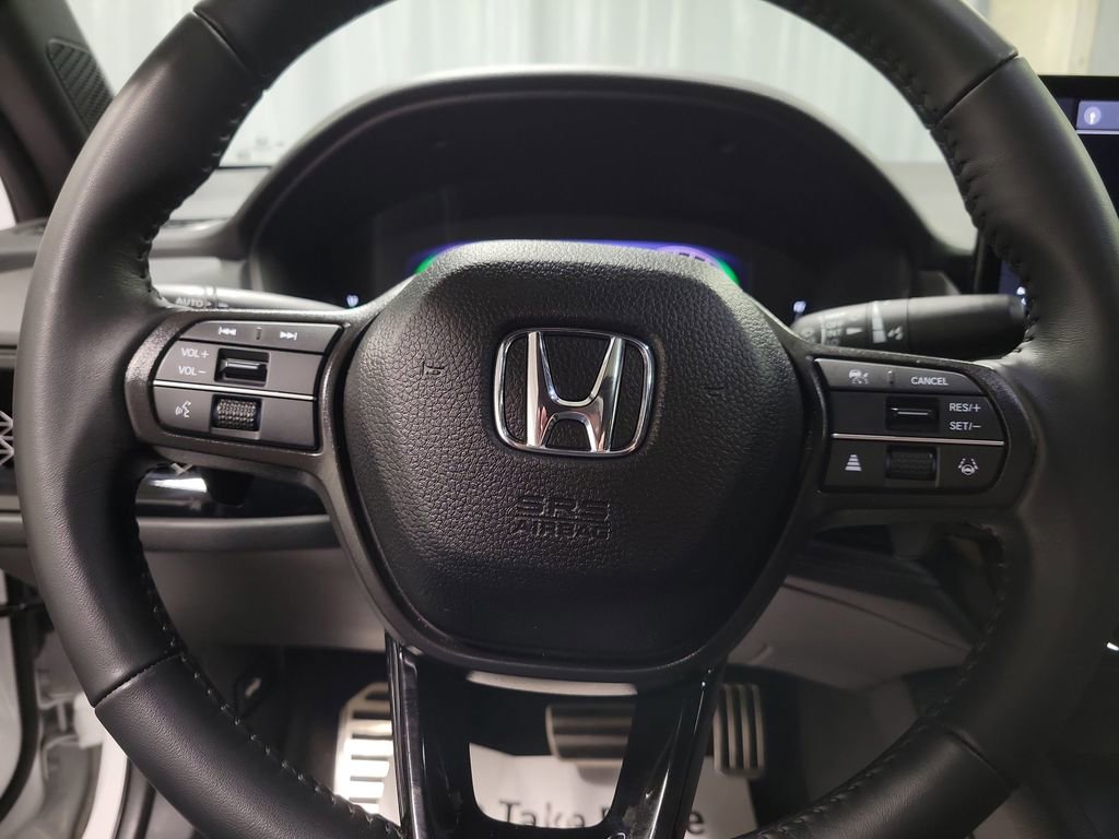 Used 2025 Honda Accord Sport image 18