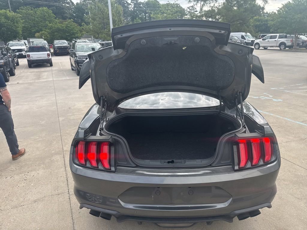 Used 2018 Ford Mustang GT Premium w/ GT Performance Package RWD image 9