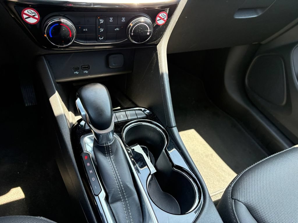 Used 2024 Buick Encore GX Sport Touring AWD/4WD image 15