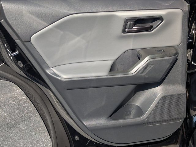 Used 2026 Toyota RAV4 SE AWD/4WD image 18