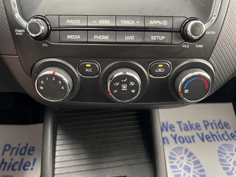 Used 2018 Kia Forte S w/ S Technology Plus Package FWD image 31
