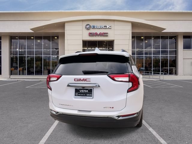 Certified 2022 GMC Terrain AT4 w/ Tech Package AWD/4WD image 13