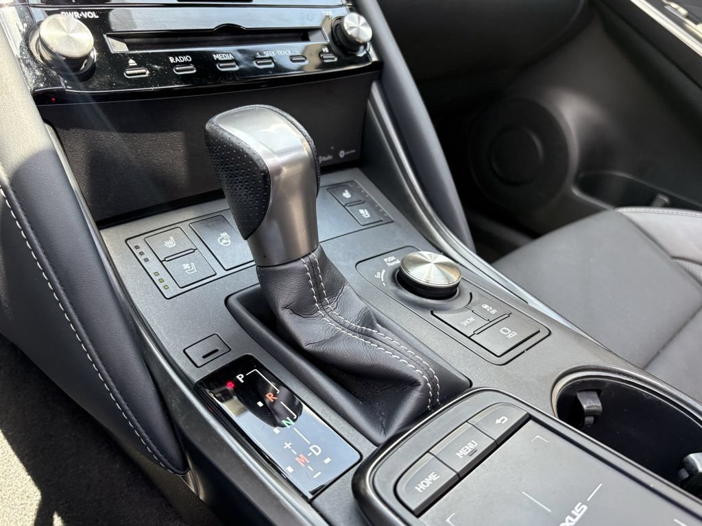 Used 2022 Lexus IS 350 F Sport RWD image 21