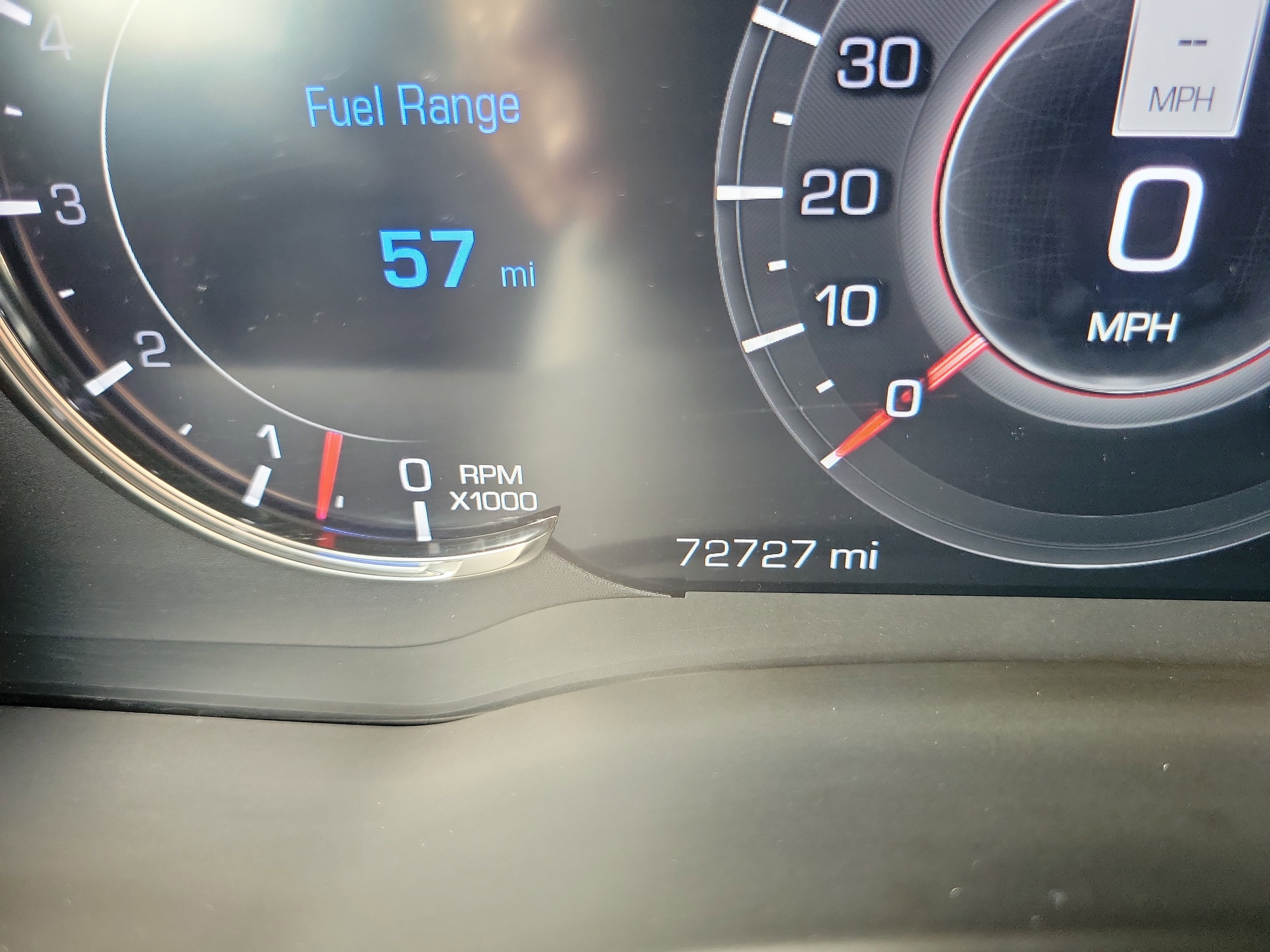 Used 2018 Cadillac Escalade ESV Luxury image 31